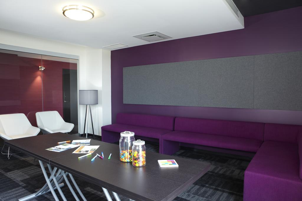 Alt Hotel Toronto Airport Місісаґа Екстер'єр фото