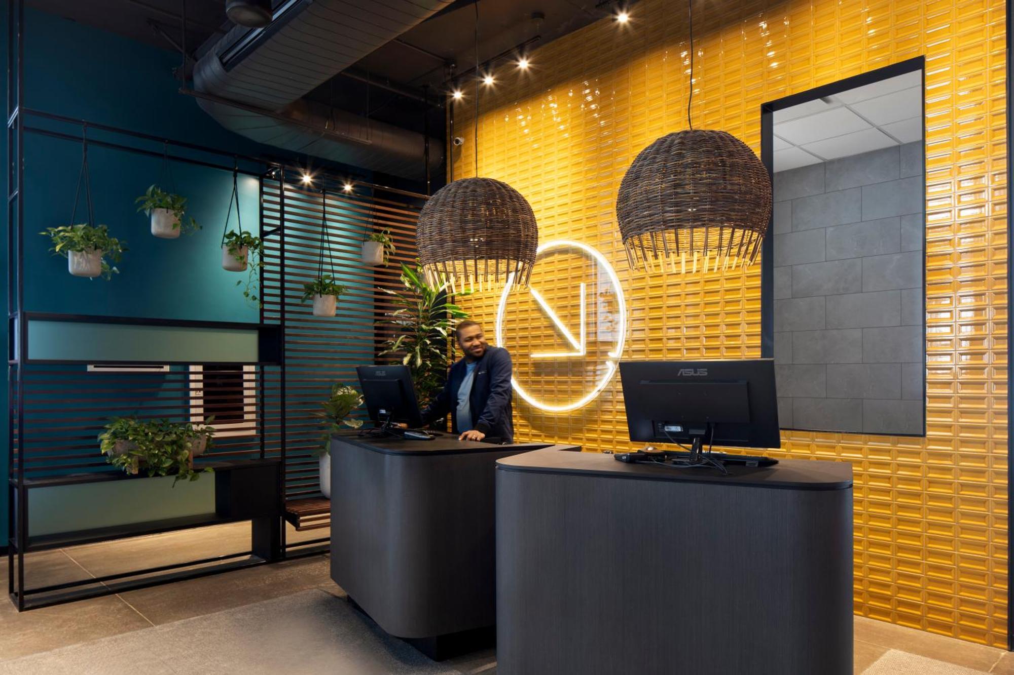 Alt Hotel Toronto Airport Місісаґа Екстер'єр фото