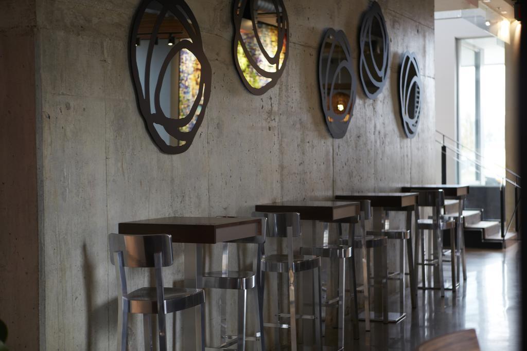 Alt Hotel Toronto Airport Місісаґа Екстер'єр фото
