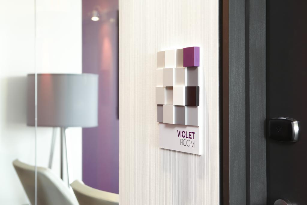 Alt Hotel Toronto Airport Місісаґа Екстер'єр фото