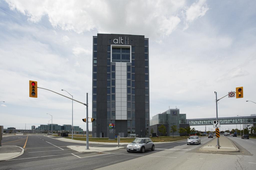 Alt Hotel Toronto Airport Місісаґа Екстер'єр фото